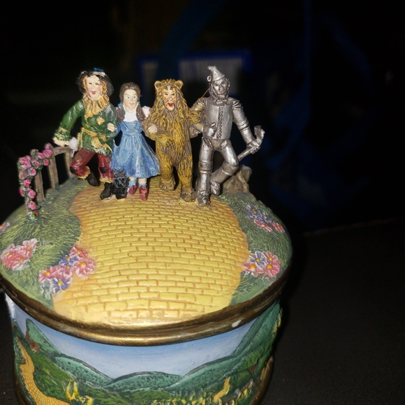 WIZARD OF OZ 1995 MUSIC BOX ARDLEIGH-ELLIOT TURNER ENTERTAINMENT - Picture 2 of 7